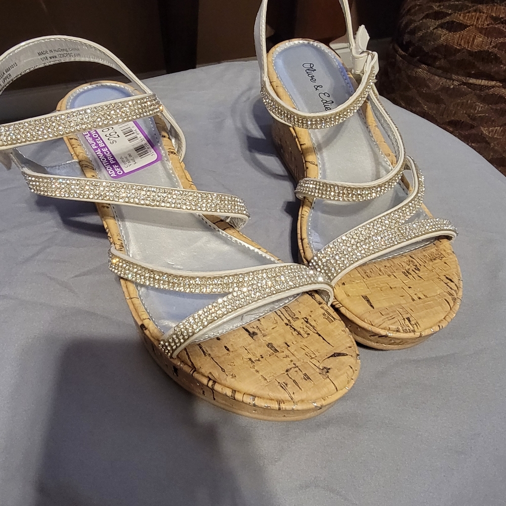 Olive and Edie wedges